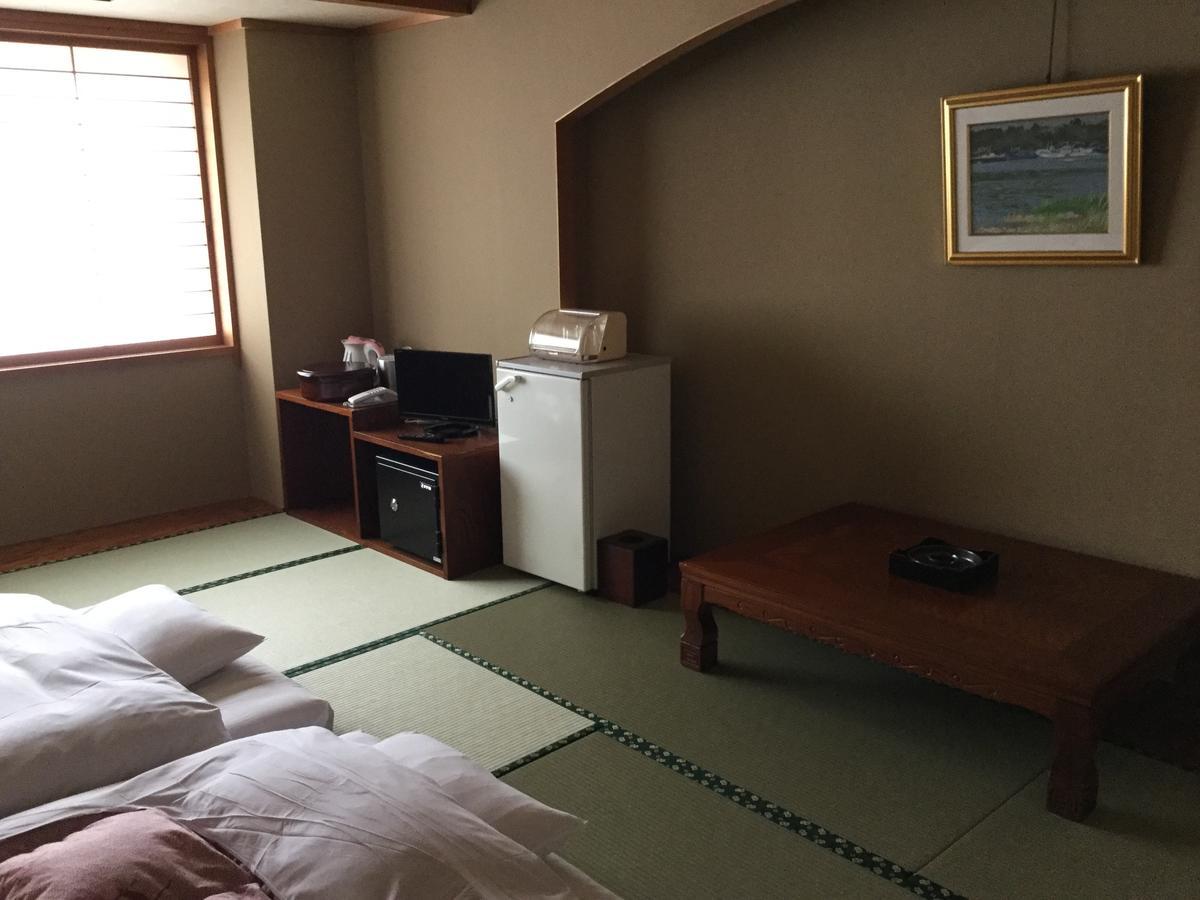 Utsunomiya Inter Resort Hotel & Golf Tsuru Country Club Kültér fotó